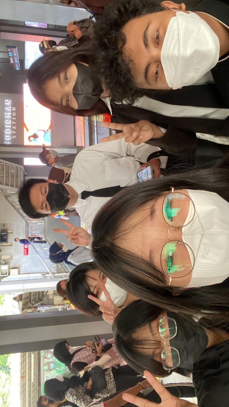 Cosplay memory 11 with friends